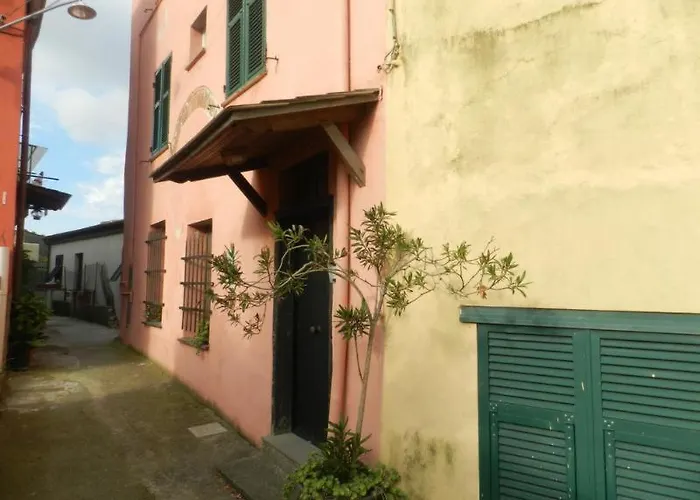 Trilocale In Dimora Tipica